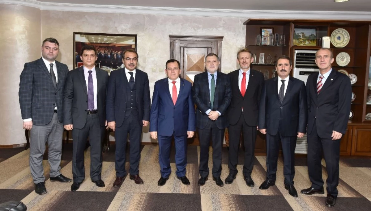 Başkan Hacısalihoğlu: "Trabzon-Sochi Feribot Seferlerinin Yeniden Başlaması Konusunda Girişimler...