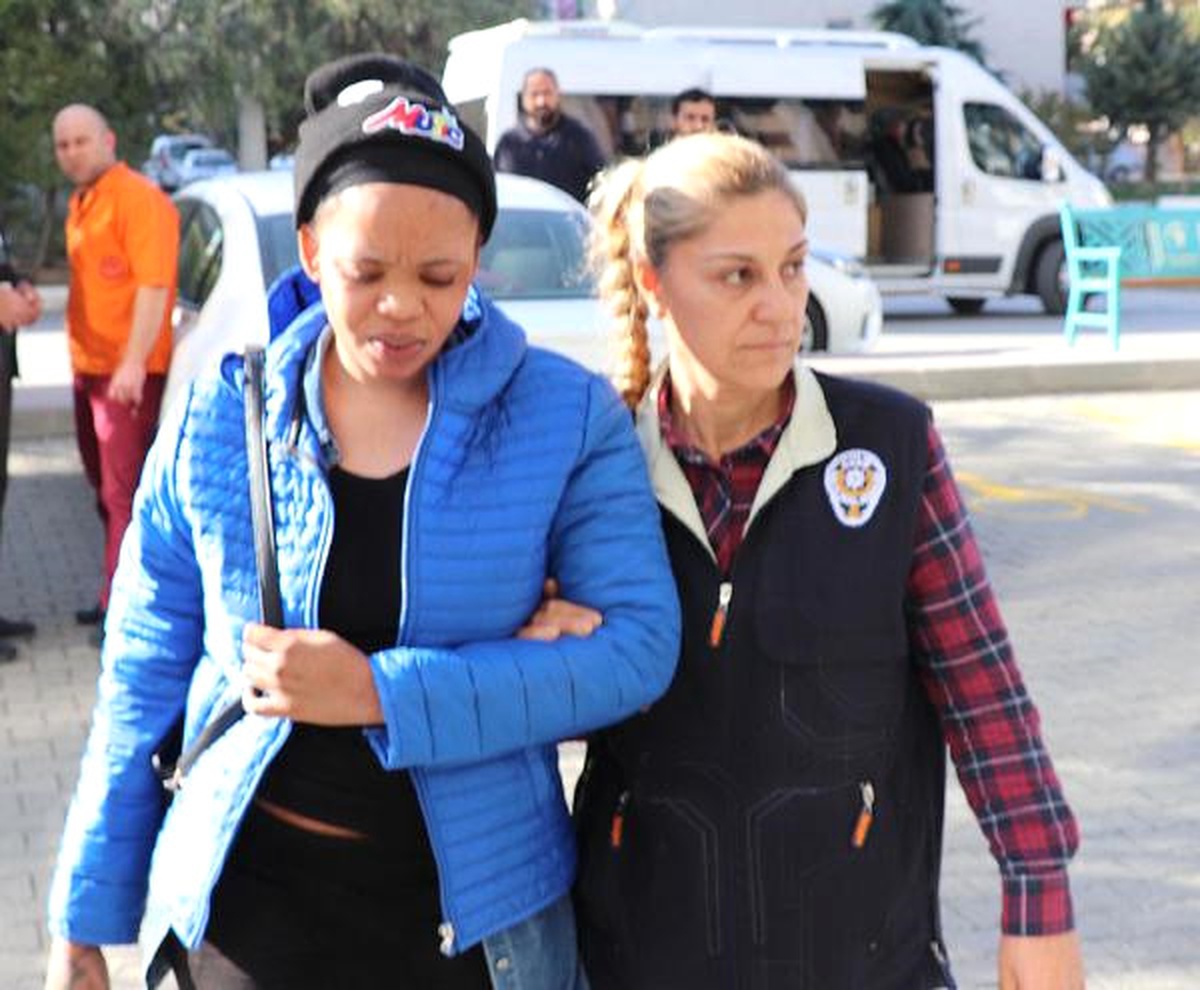 Denizlili Firmanın İhracat Alacağını Hesabına Geçirten Nijeryalı Kadın Yakalandı