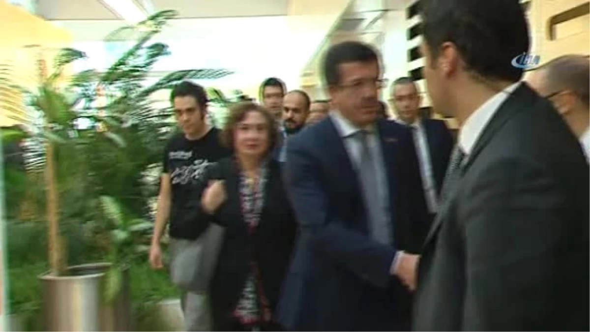 Ekonomi Bakanı Zeybekci Oyun Oynadı ve Oğluna Seslendi: "Tarık Efe Bu Hafta Sonuna Hazır Olsun"