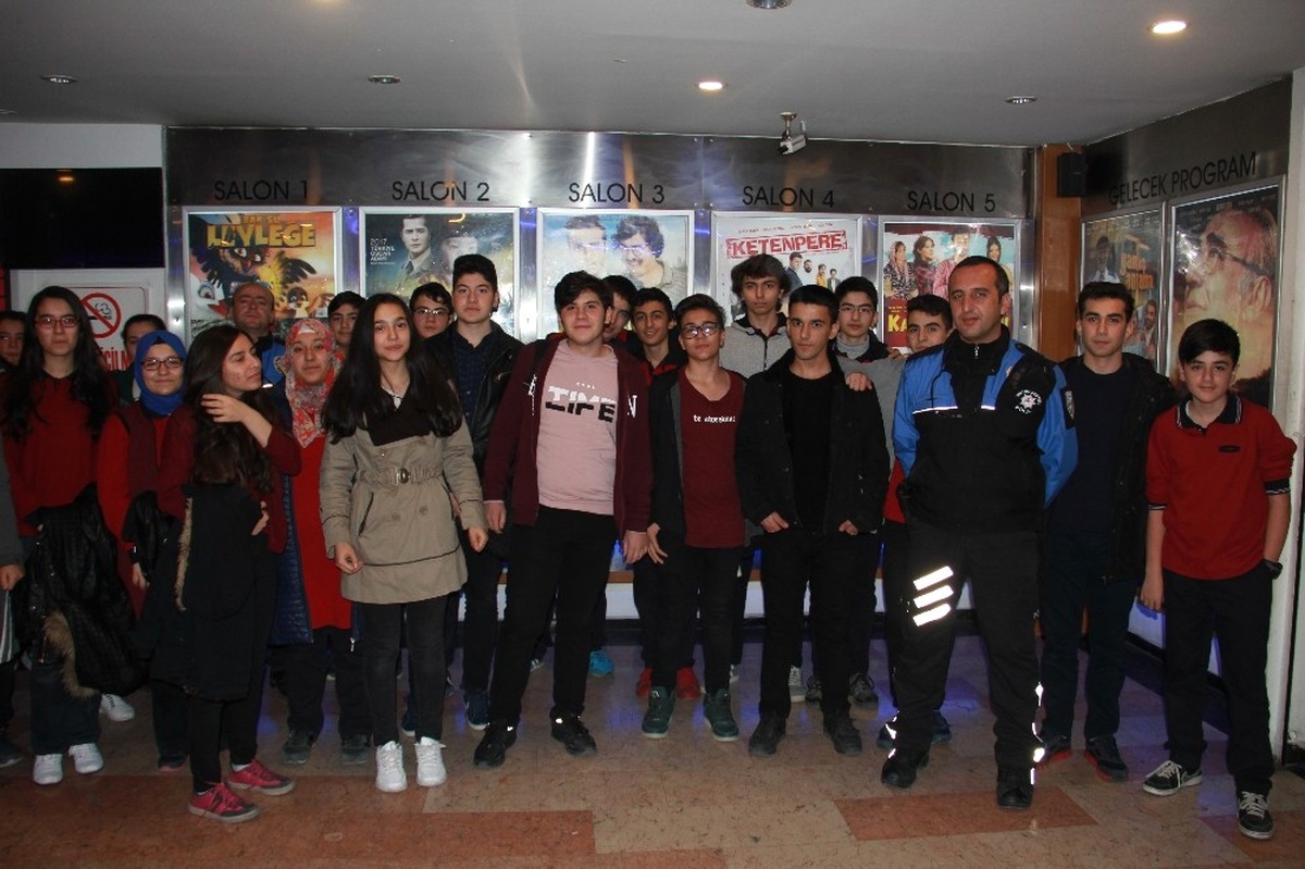 Emniyet, Öğrencileri Sinema Şenliği ile Motive Etti