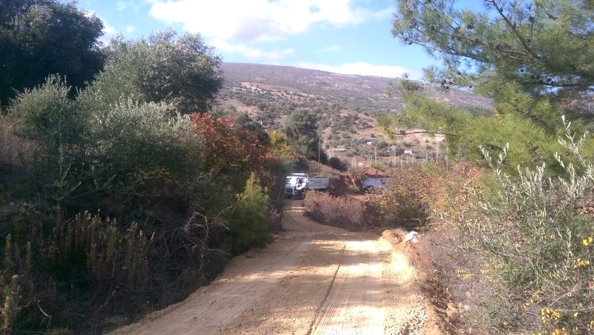 Horzumkeserler Mahallesine 3 Kilometrelik Yol