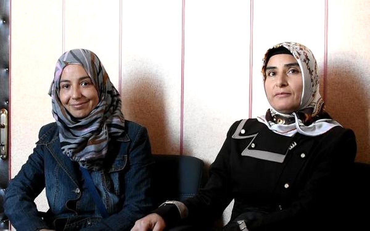İsimleri \'Türkiye\' Olan Suriyeli ve Iraklı İki Kadın, Türkiye\'yi Anavatanları Gibi Görüyor