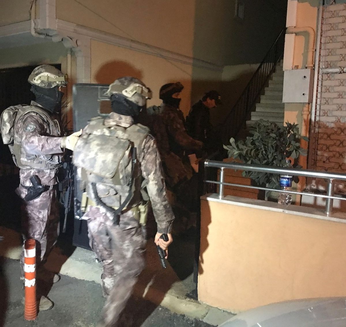 İstanbul\'da Nefes Kesen Narkotik Operasyonu