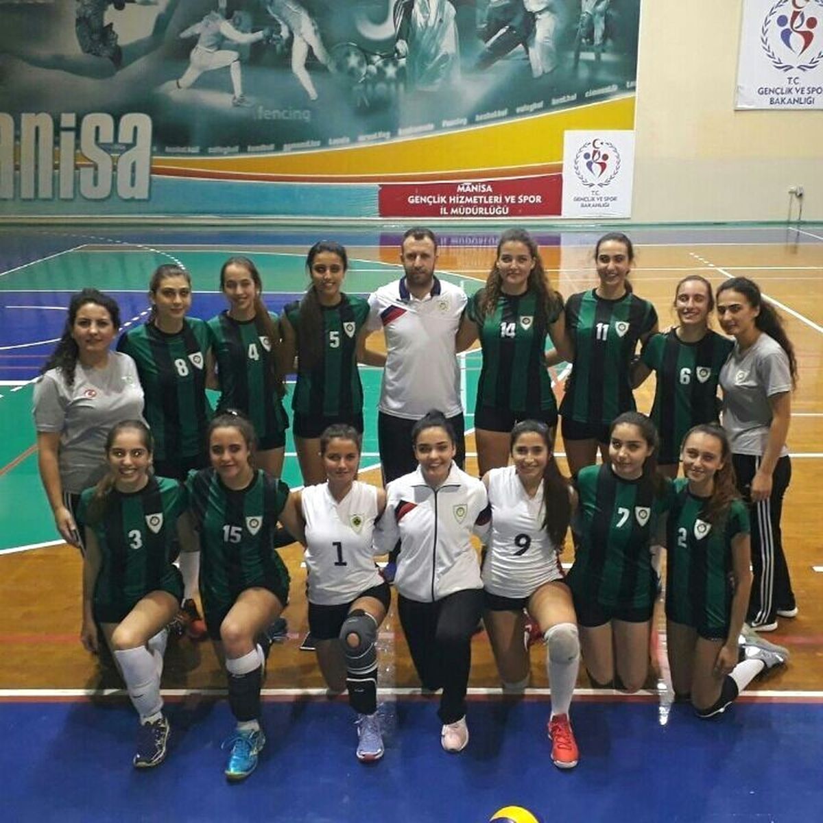 Manisa\'nın Genç Sultanları Haftayı Galibiyetle Kapattı