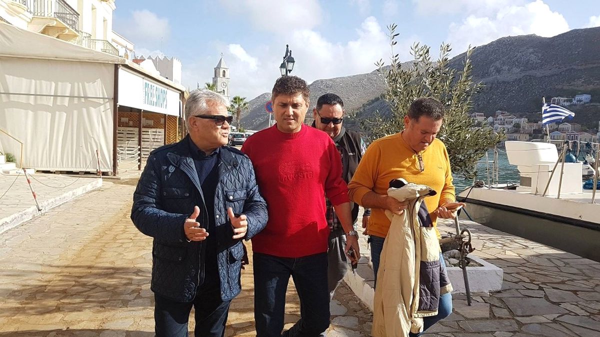 Marmaris Belediye Başkanı Acar\'dan Sel Felaketi Yaşanan Simi\'ye Ziyaret