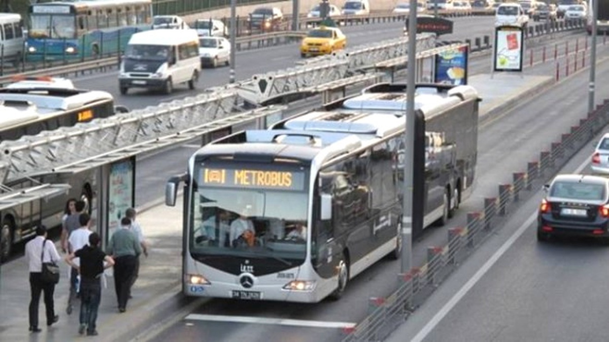 Metrobüs Hattı Silivri\'ye Kadar Uzatılıyor