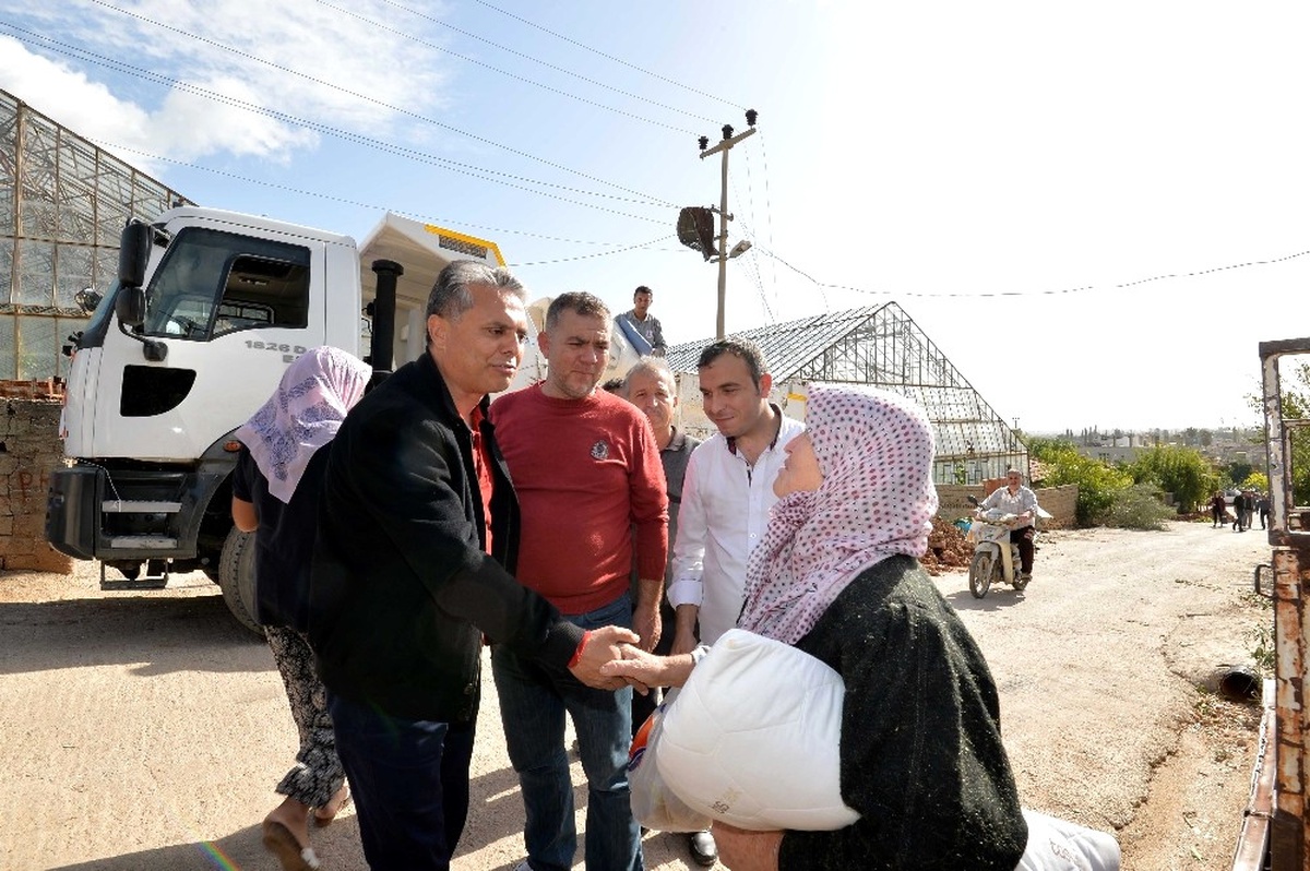 Muratpaşa Belediyesinden Felaketten Etkilenenlere Yardım