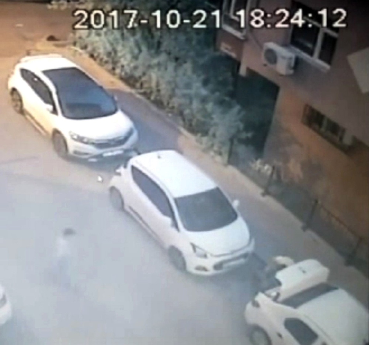 Otomobilin Bagajındaki Stepne Lastiği Çaldı