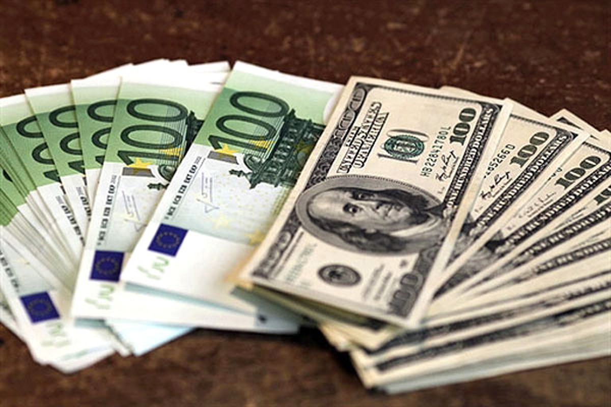 Dolar 3,88 Liradan, Euro 4,57 Liradan Alıcı Buluyor