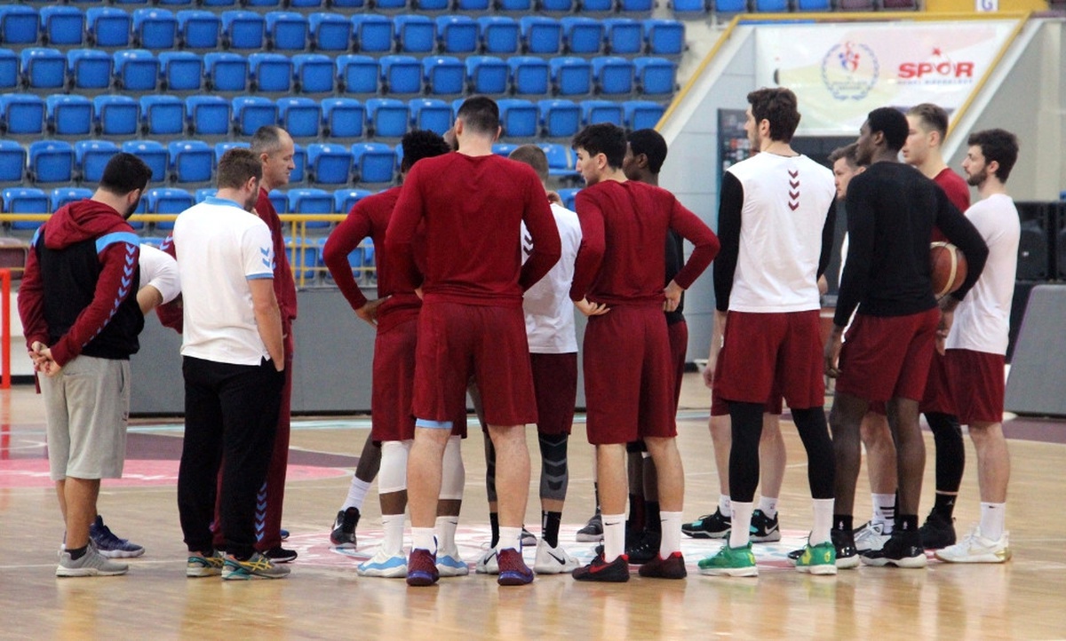 Trabzonspor Basketbol, Galatasaray\'a Bileniyor