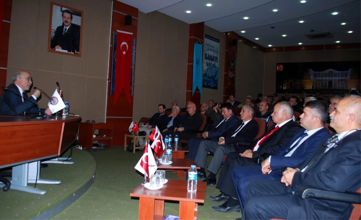 Türk Ocakları Genel Başkanı Öz, Salihli\'de Konferansa Katıldı