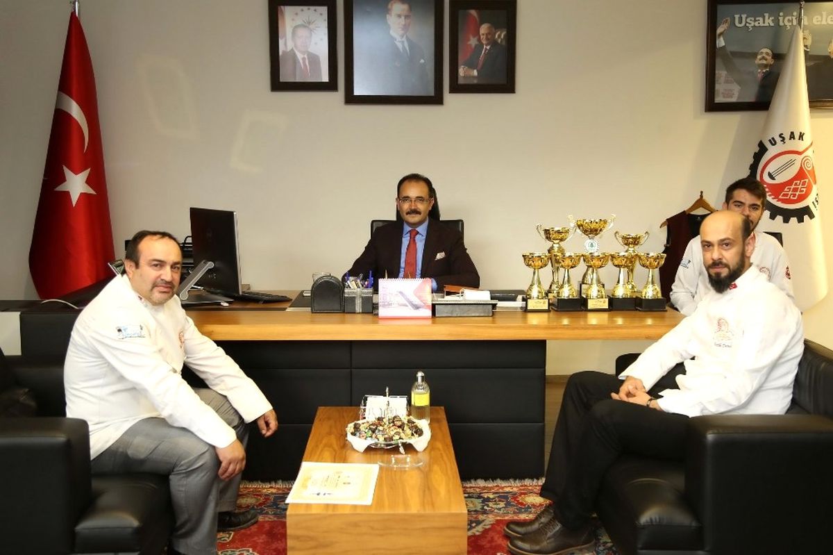 Uşaklı Aşçıların Hedefi Dünya Kupası