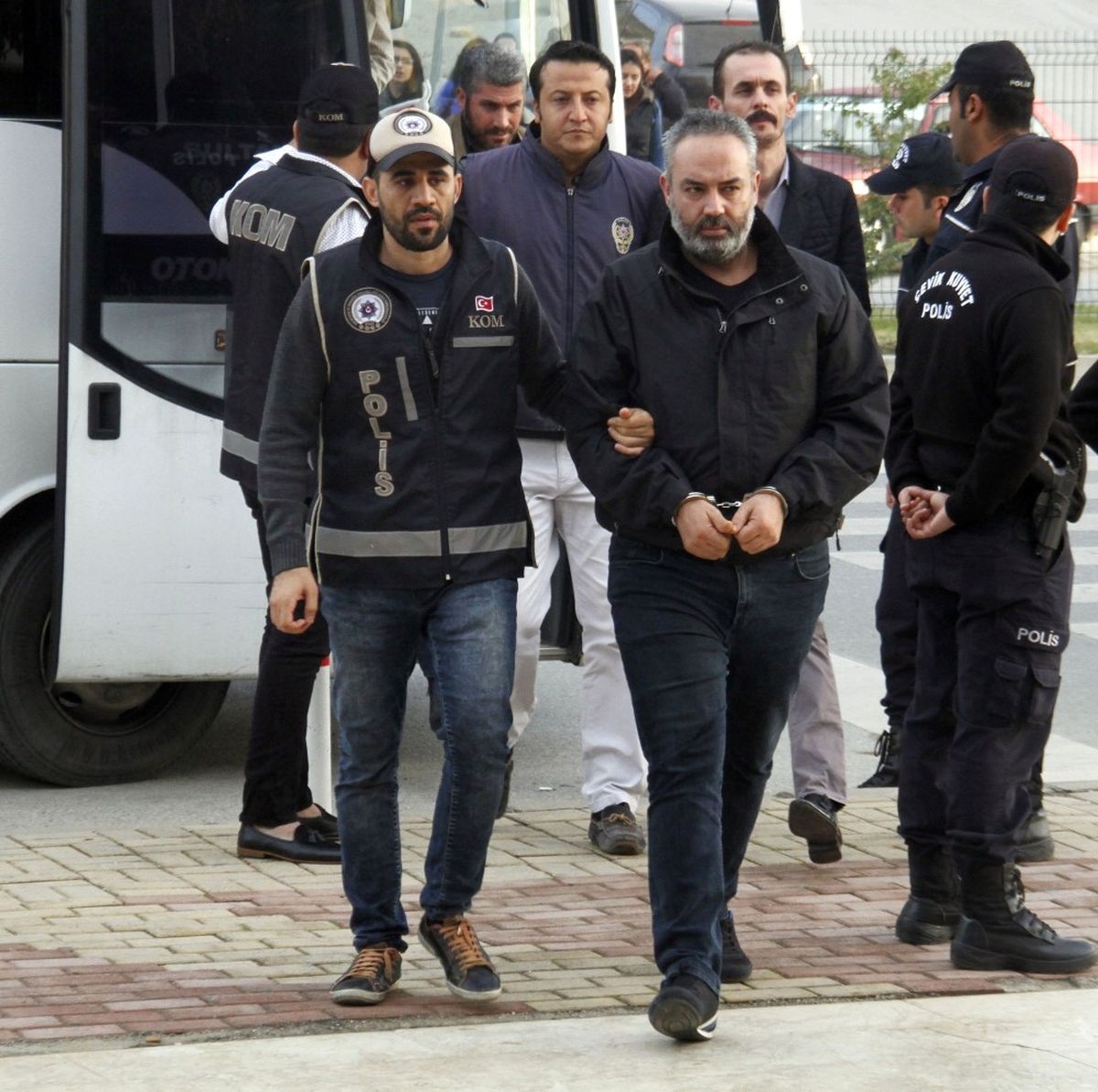 Alanya\'da Haraç Çetesine 14 Tutuklama