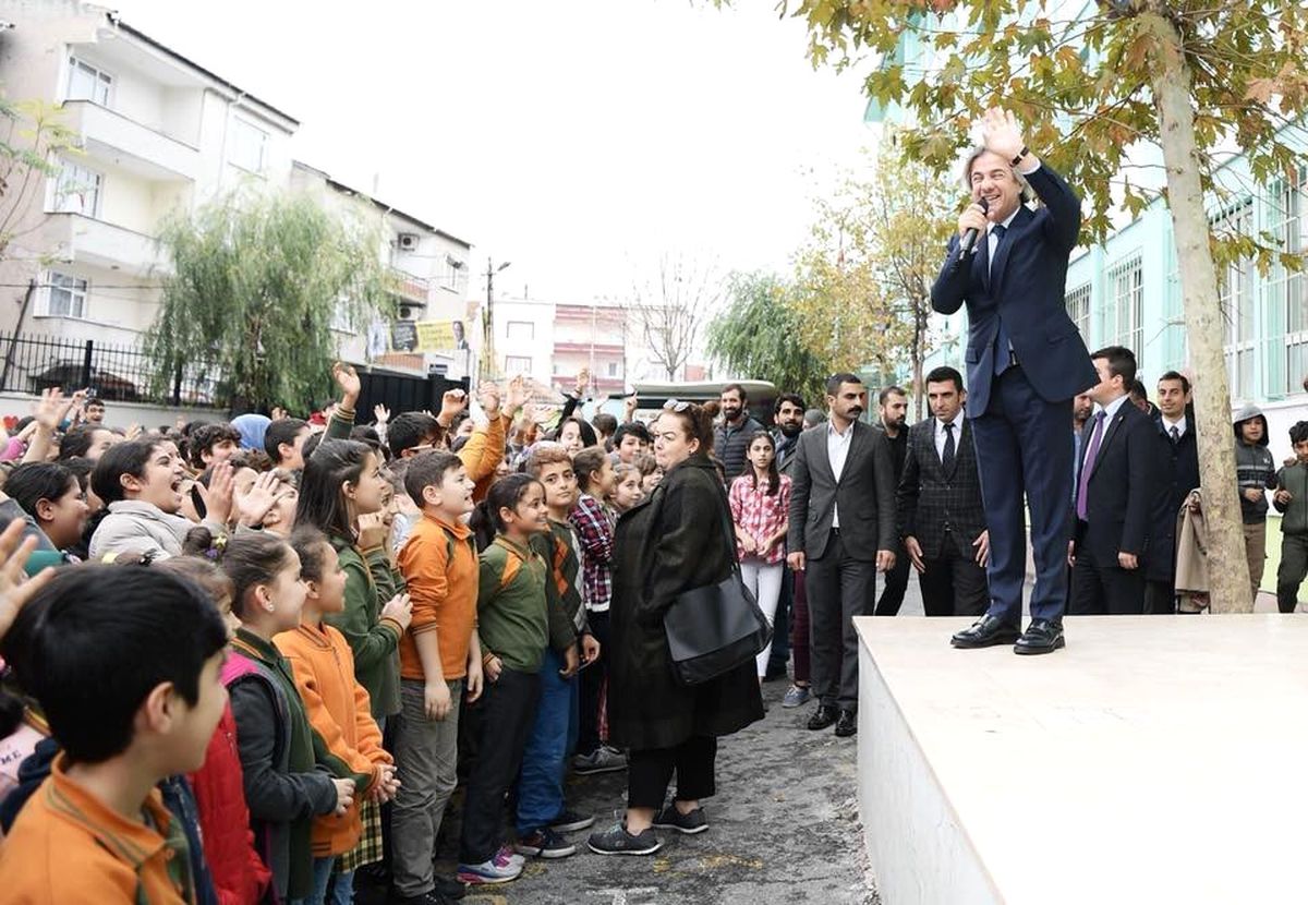 Beyoğlu Belediye Başkanı Demircan: "Okmeydanı\'nda İlk Kazmayı Vuruyoruz"