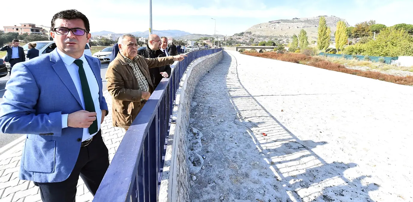 Büyükşehir\'den Bergama\'ya Yeni Köprü