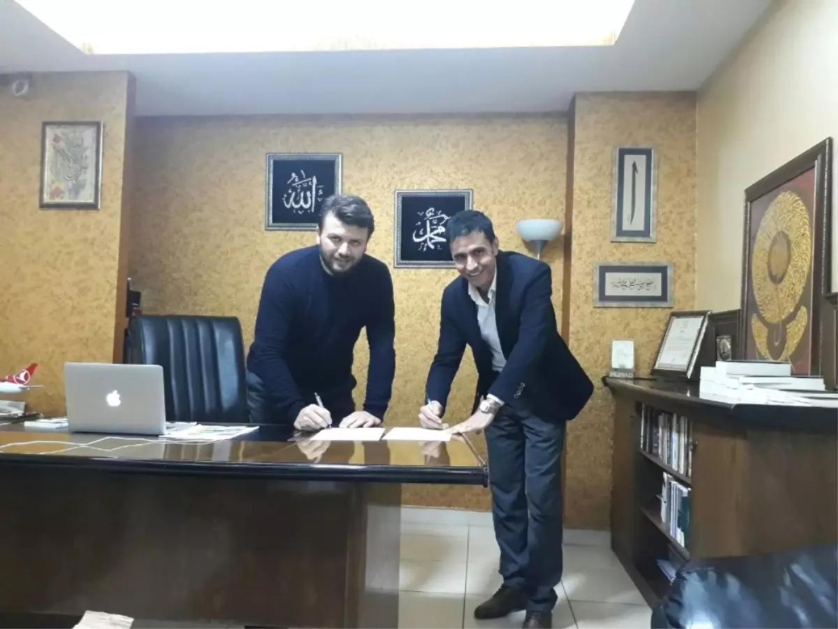 Eğitim Bir-Sen Üyelerini Sömestr Tatilinde Umre\'ye Gönderecek