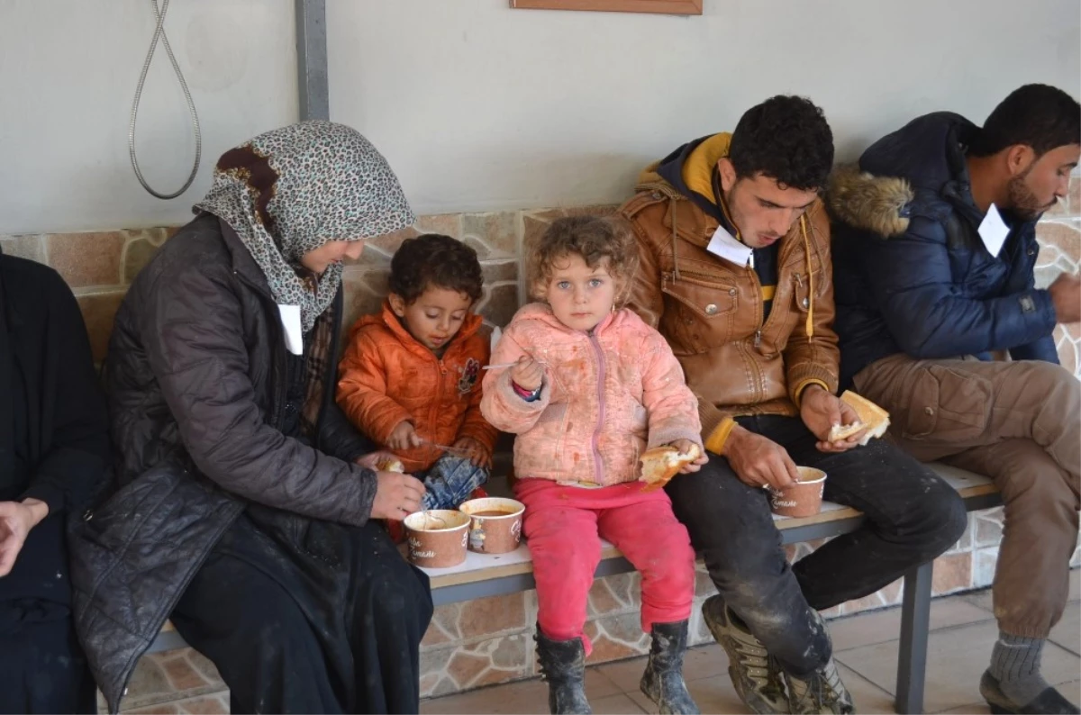 Hatay\'da 25 Suriyeli Göçmen Yakalandı