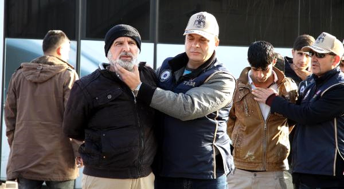 Kayseri\'de Yakalanan Deaş İnfazcısı Adliyede (2)