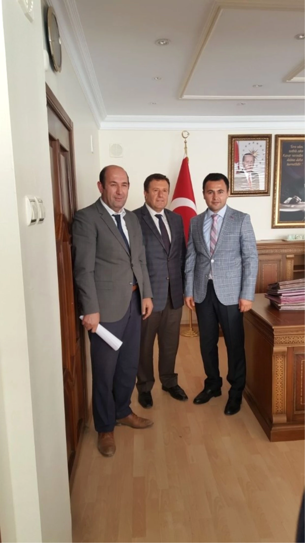 Sgk İl Müdürü Turan, Bulanık Kaymakamı ve Belediye Başkan Vekili Uzan\'ı Ziyaret Etti