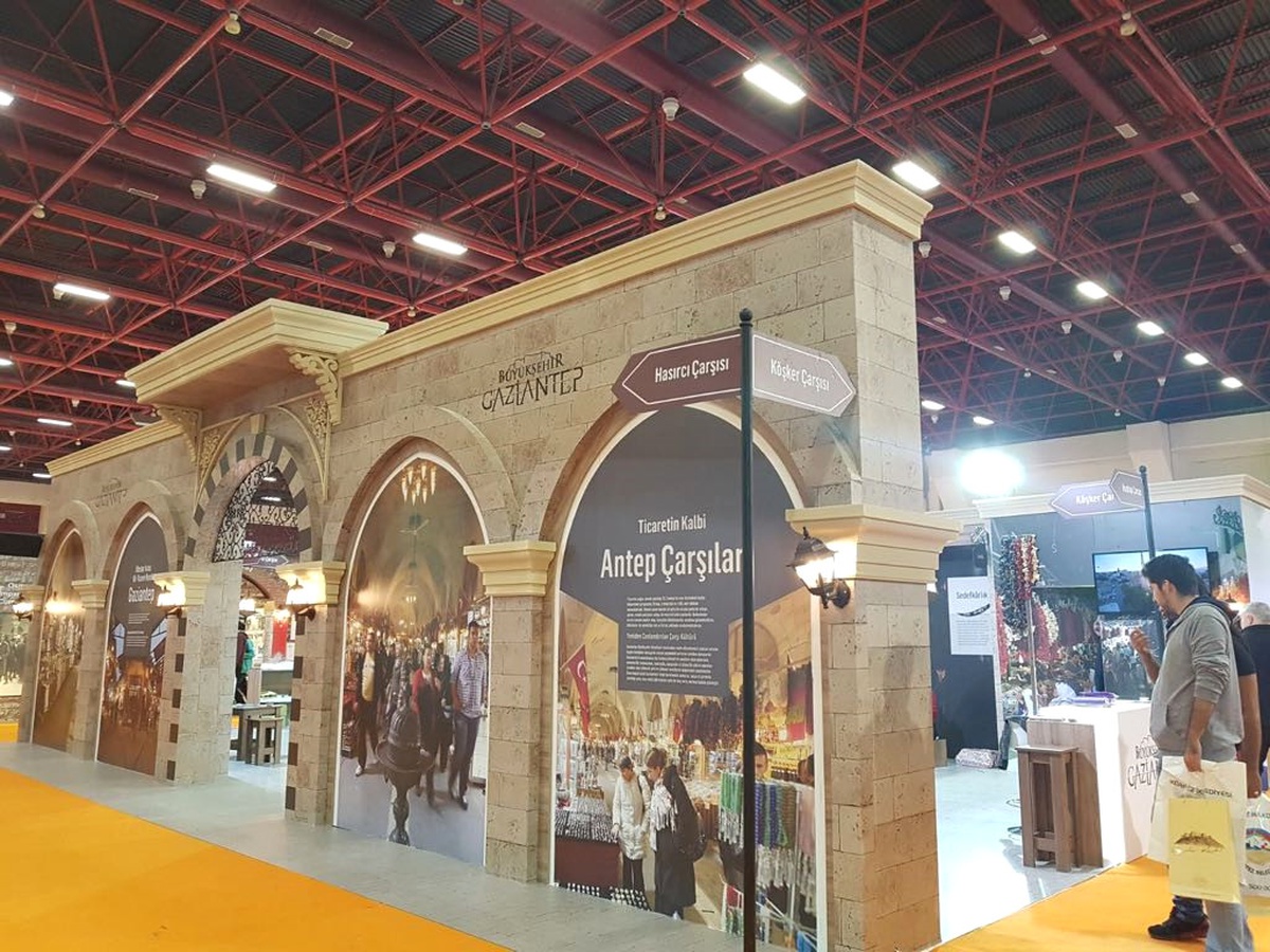 Yapex Fuarı\'nda Tarihi Antep Çarşıları Canlandırıldı