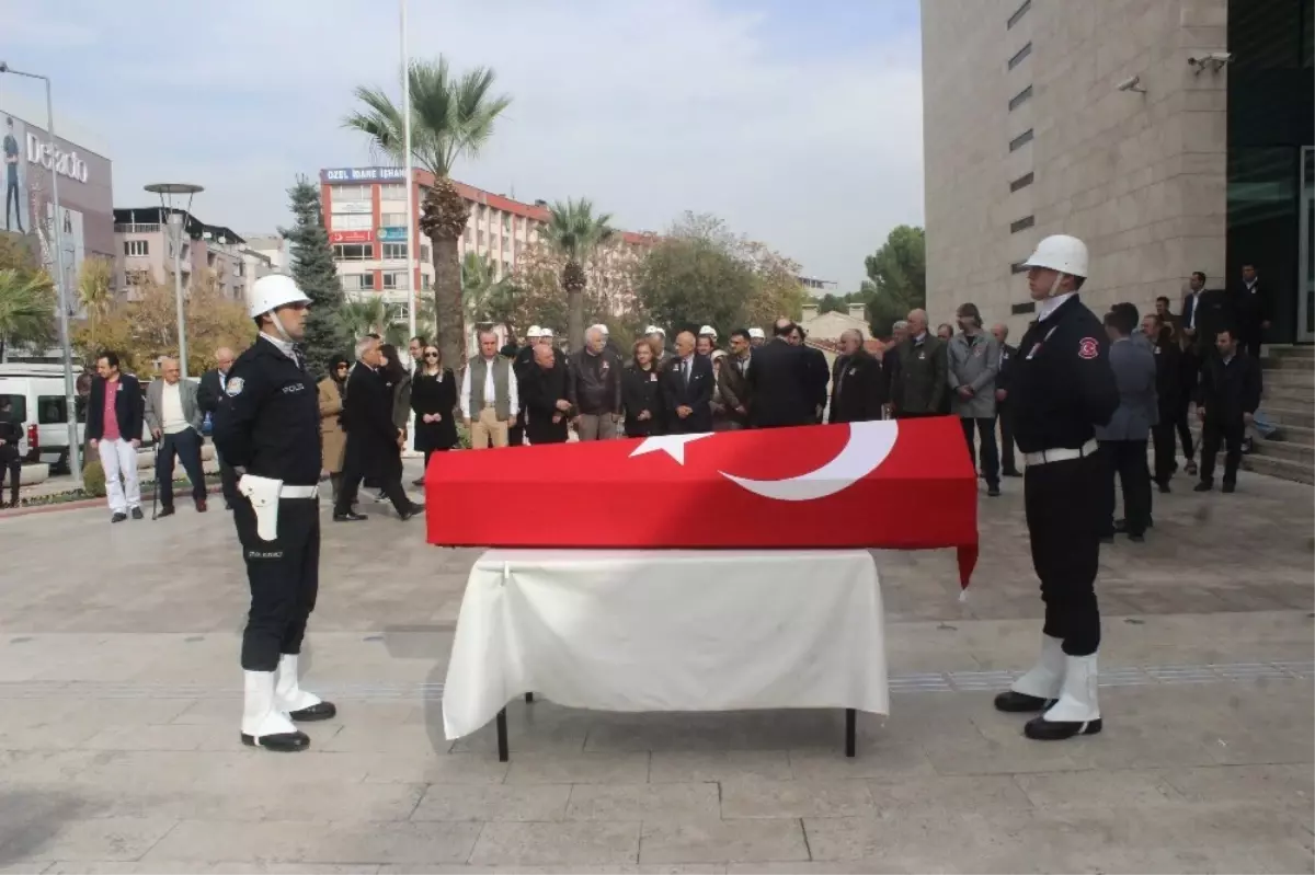 Eski Vali Yardımcısı Son Yolculuğuna Uğurlandı