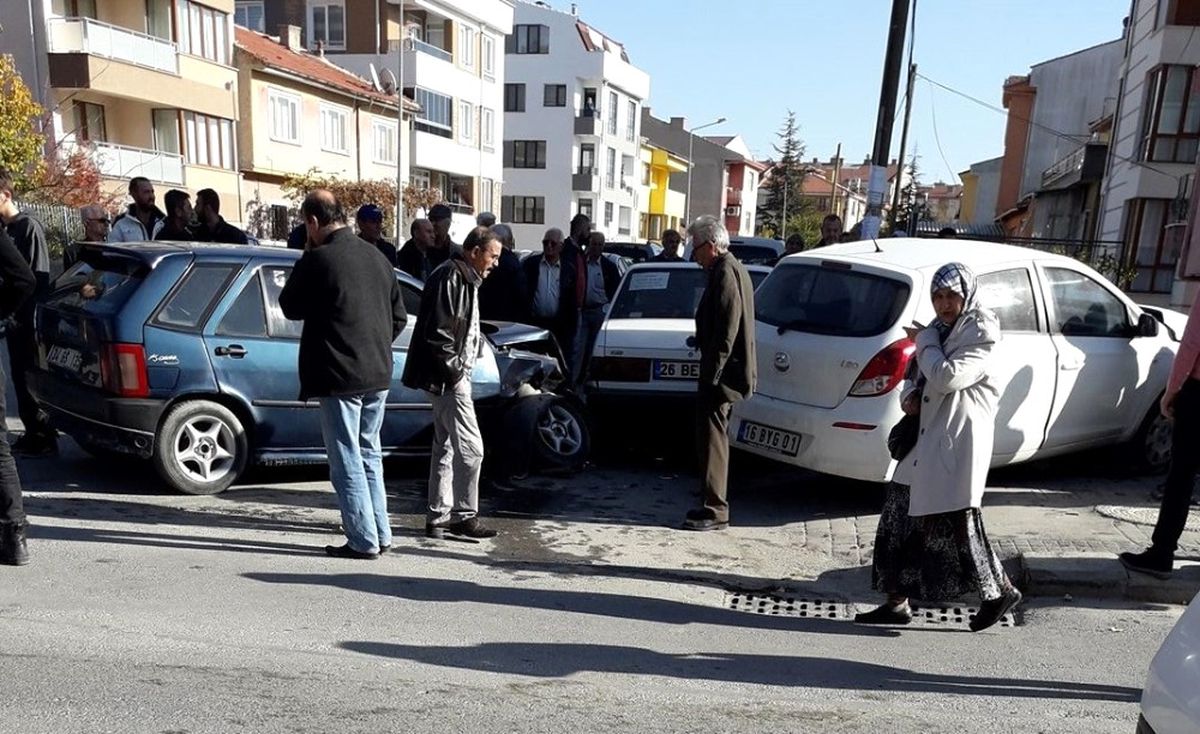 Eskişehir\'de Trafik Kazası: 1 Yaralı