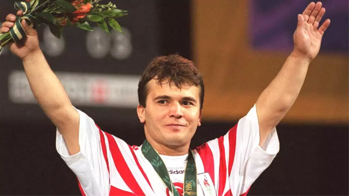 Naim Süleymanoğlu Hayatını Kaybetti