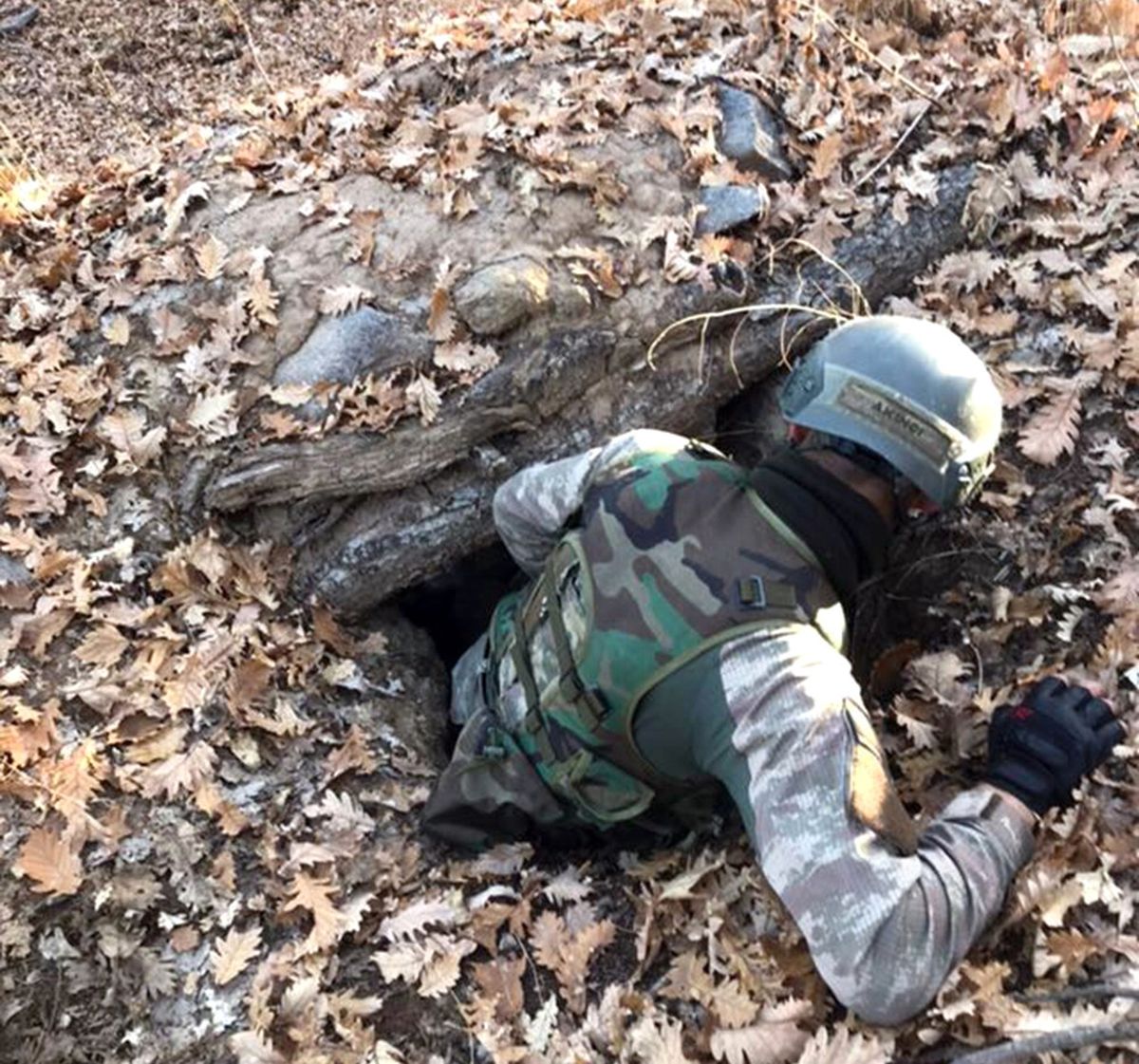 Tunceli\'de 6 Sığınak ile 4 Bombalı Tuzak Ele Geçirildi