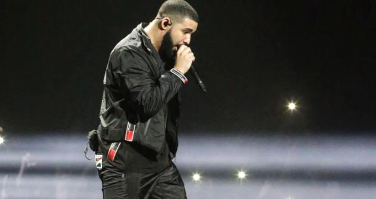 Ünlü Rap Yıldızı Drake Konserde Tacizciyi Fena Azarladı: Elini Kızın Üstünden Çek