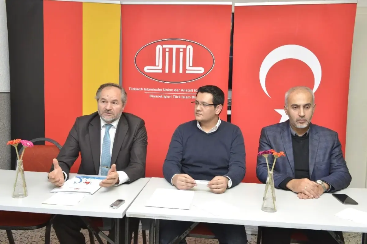 Almanya\'da Ditib Yangınzedelere Sahip Çıktı