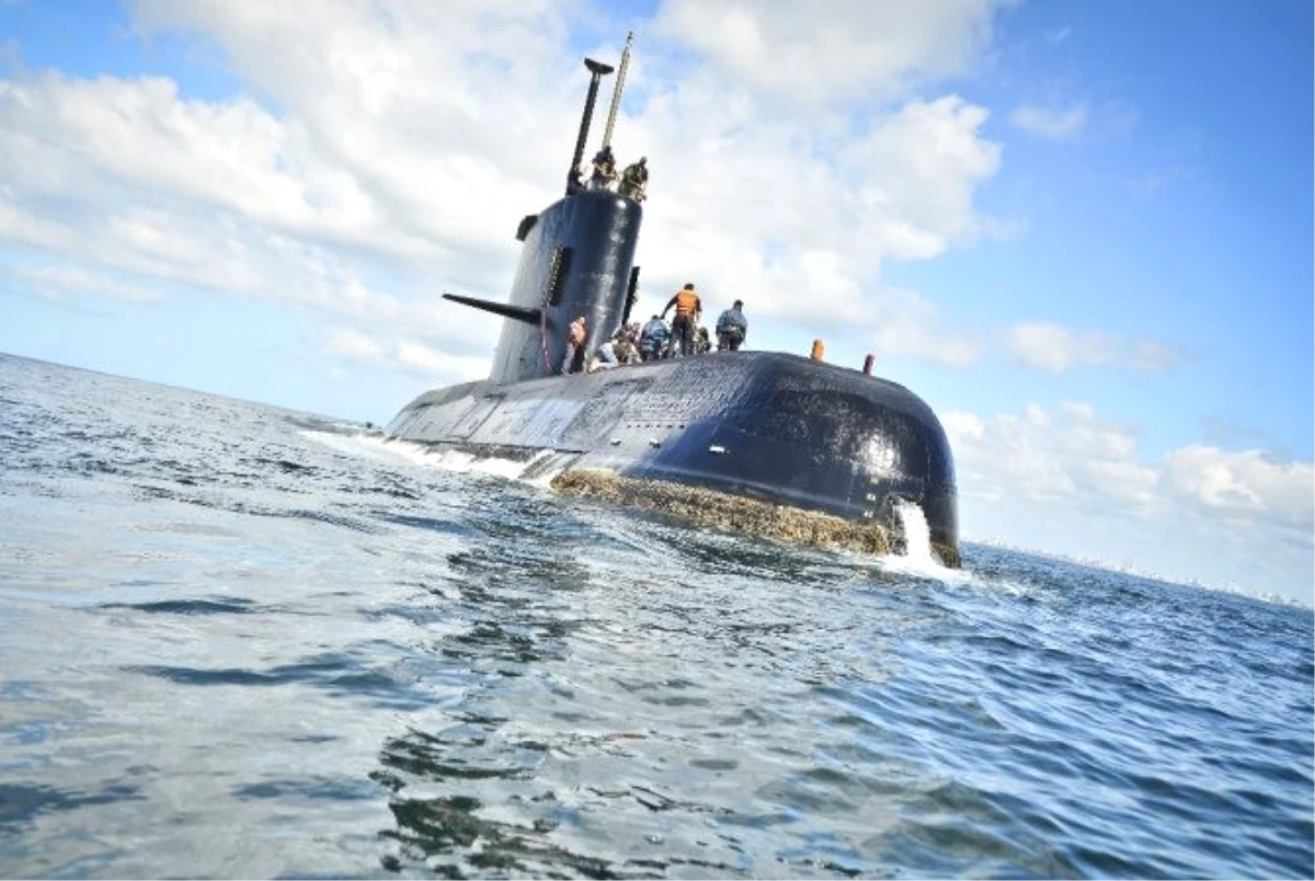 Arjantin\'deki Kayıp Denizaltı, Yedi Kez Sinyal Göndermiş