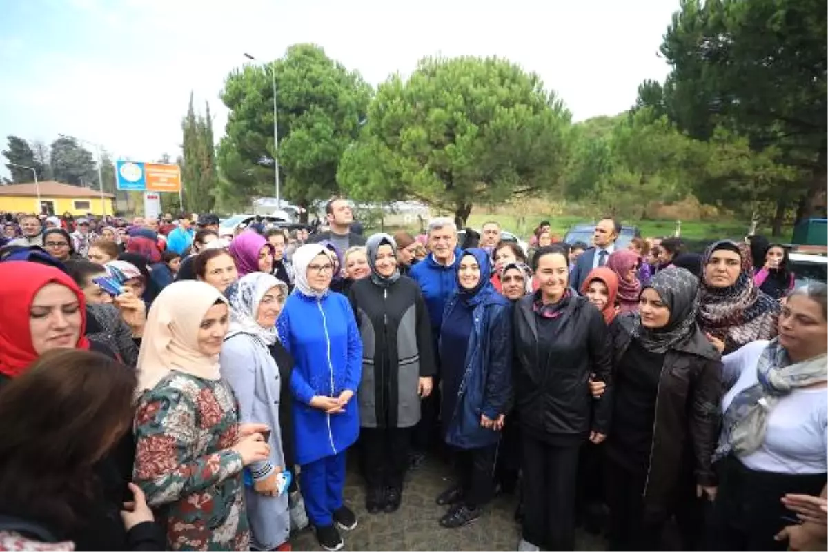 Bakan Kaya, Binlerce Kadınla Doğa Yürüyüşünde