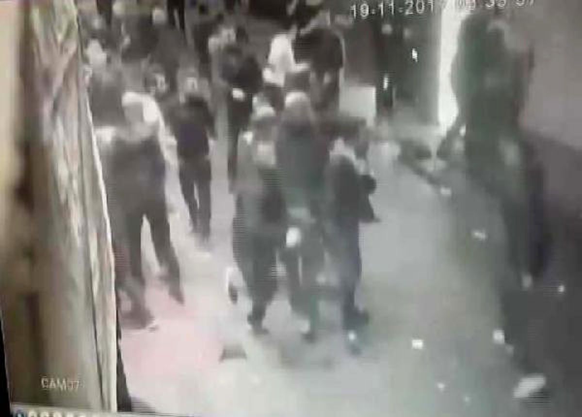 Beyoğlu\'nda Silahlı Kavga: 2 Yaralı