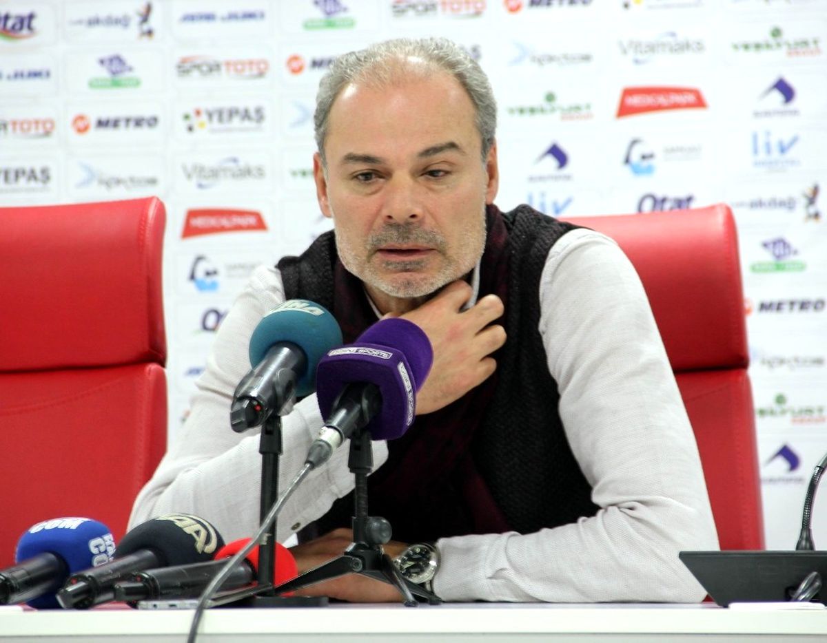 İpekoğlu: "Evimizdeki Puan Kayıplarını Deplasmanda Telafi Etmeliyiz"