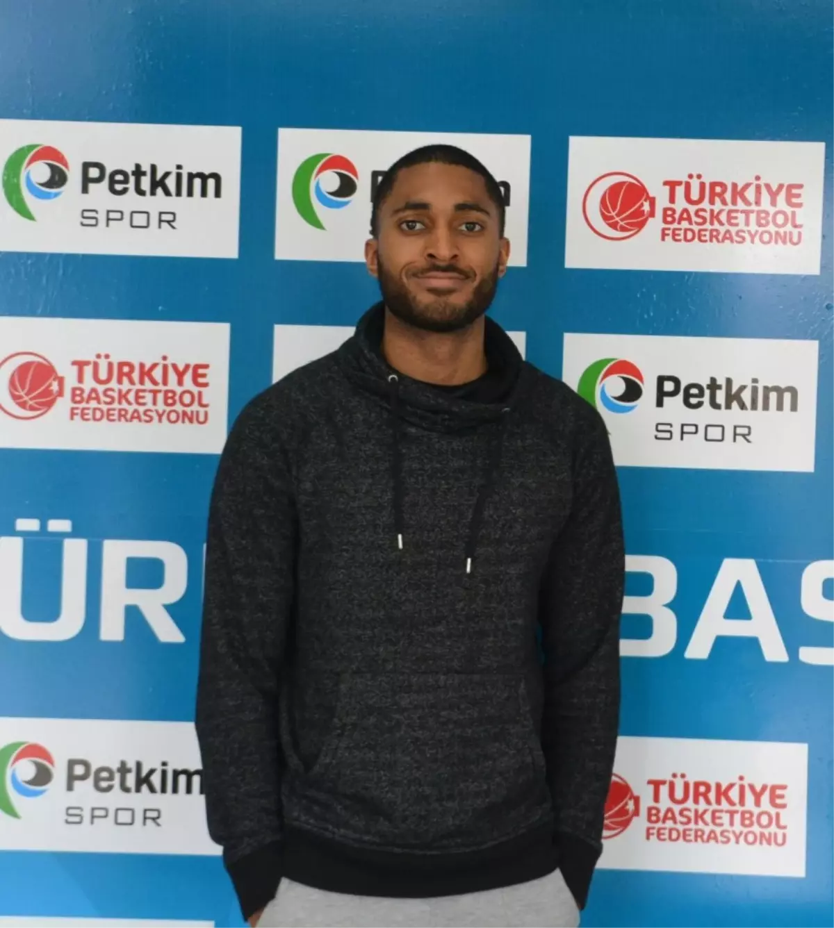 Petkimspor, Adam Smith ile Anlaştı