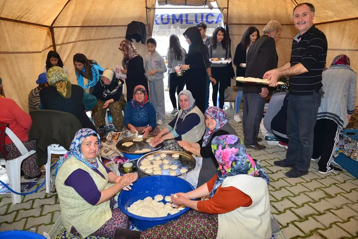 Tarihi Çınar Doğaseverleri Ağırladı