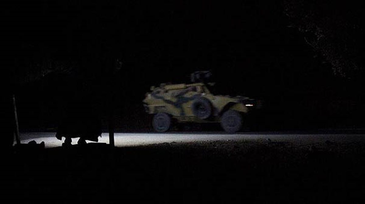 Türk Askeri Suriye\'ye Girmeye Devam Ediyor! Yeni Gözlem Noktasına Ulaşıldı