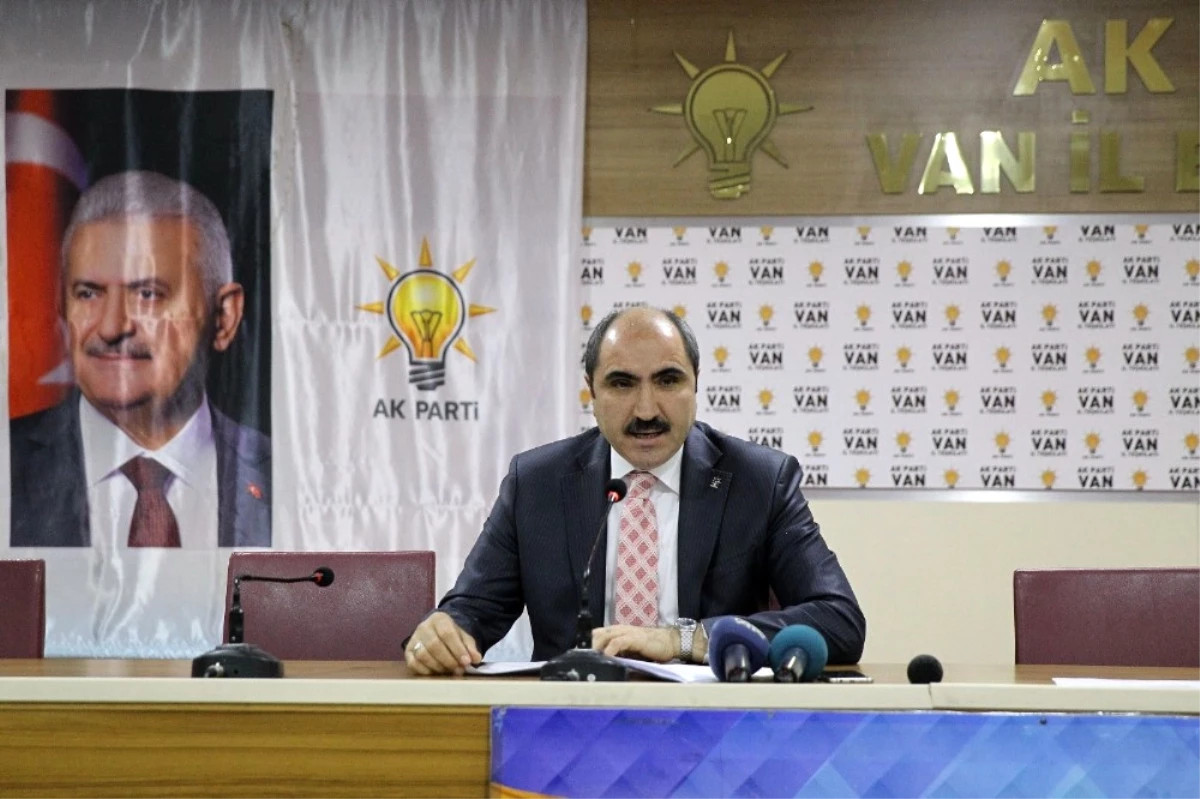 AK Parti Van İl Başkanı Soğanda İstifa Etti