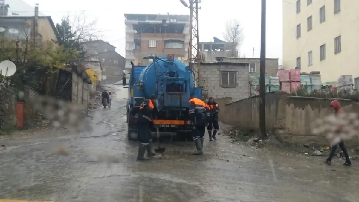 Belediye Ekiplerinin Kış Mesaisi Başladı