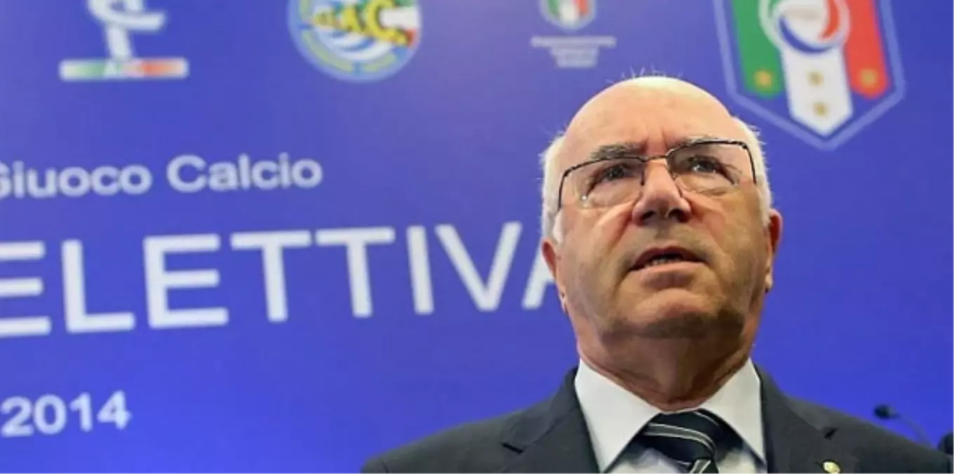 Carlo Tavecchio Görevinden İstifa Etti