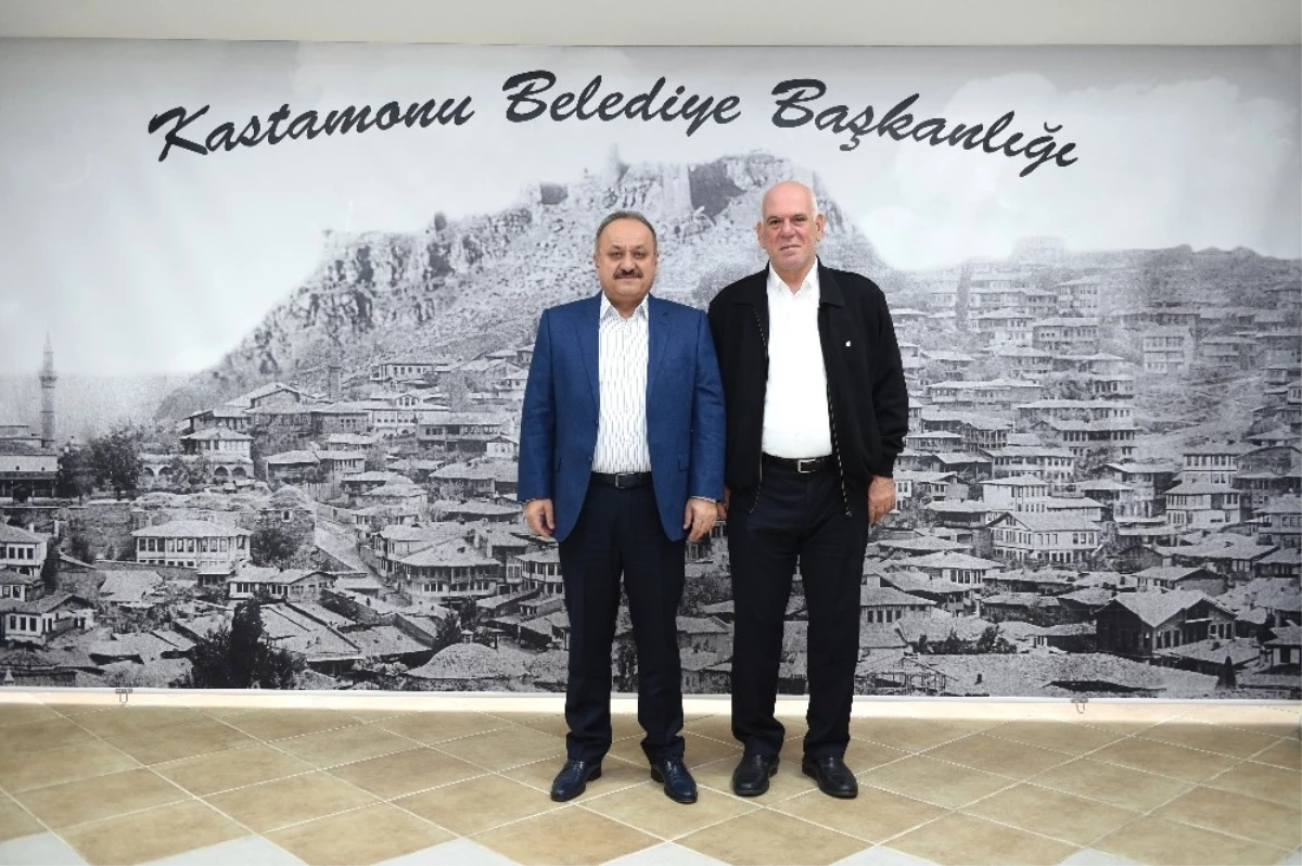 Hentbol Federasyon Başkanı Bilal Eyüboğlu, Başkan Babaş\'ı Ziyaret Etti