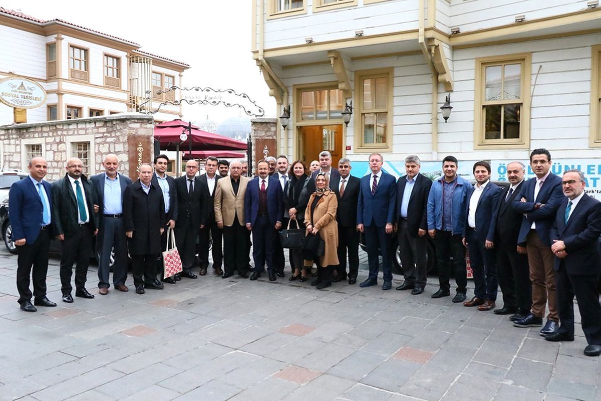 İbb Meclisi\'nden Estam\'a Ziyaret