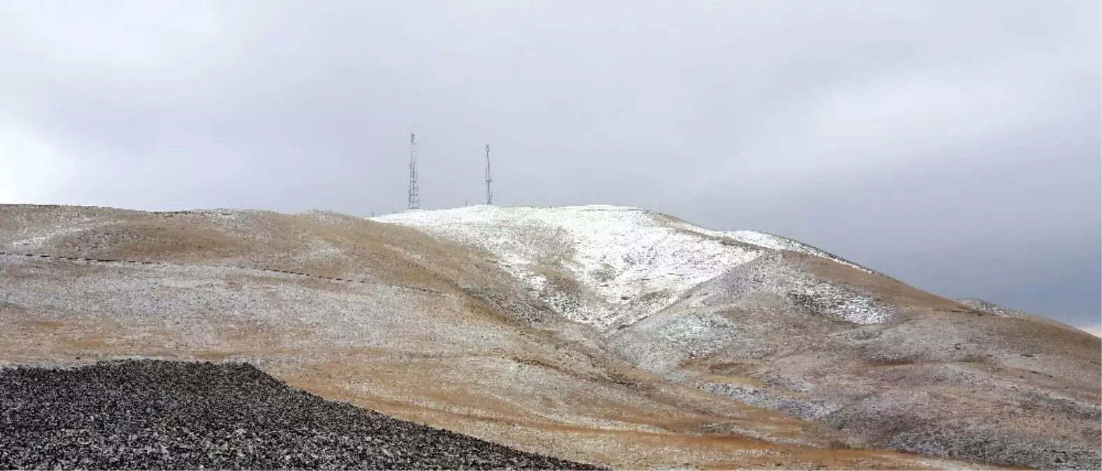 Kop Dağı\'nda Kar Yağışı