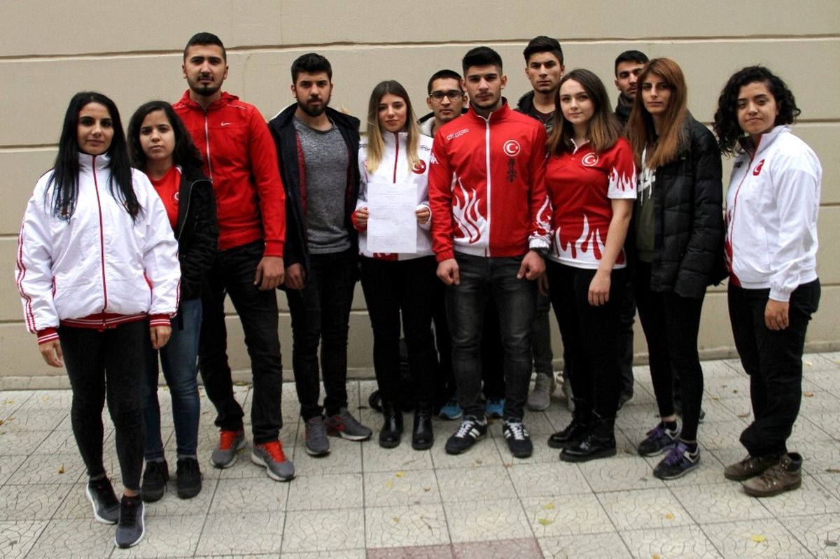Millilik Bursu Alamayan Aktif Milli Sporcular, Cumhurbaşkanı Erdoğan\'dan Yardım İstedi