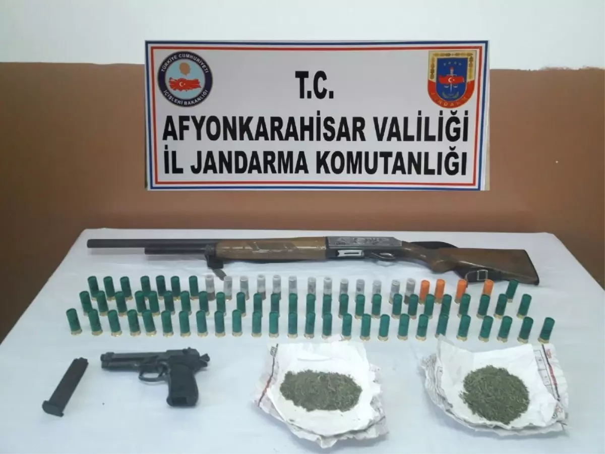 Sinanpaşa 50 Gram Esrar Ele Geçirildi