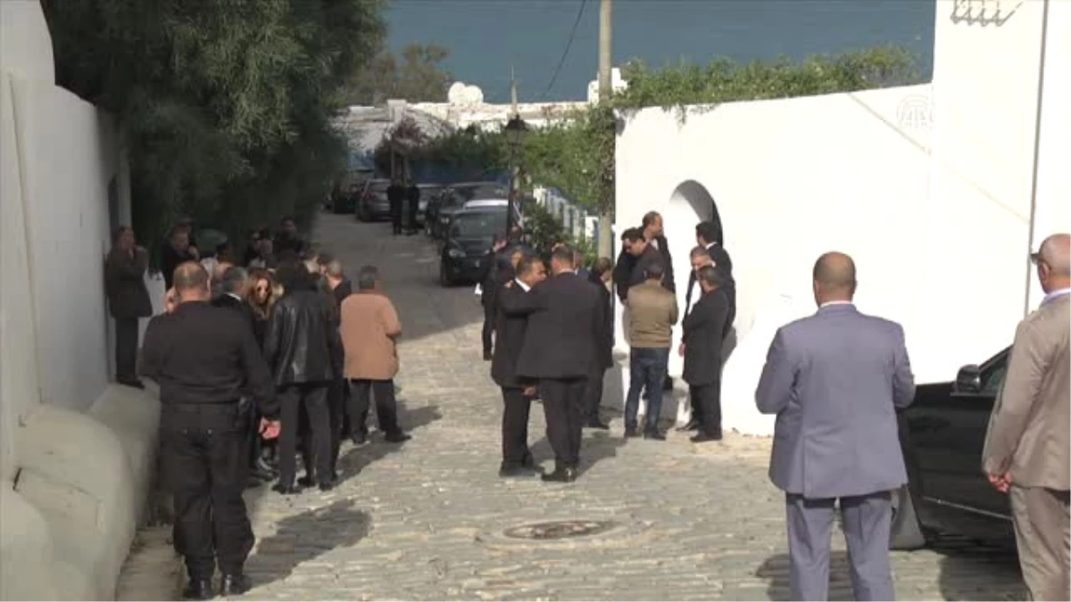 Tunuslu Modacı Alaia\'nın Cenaze Töreni