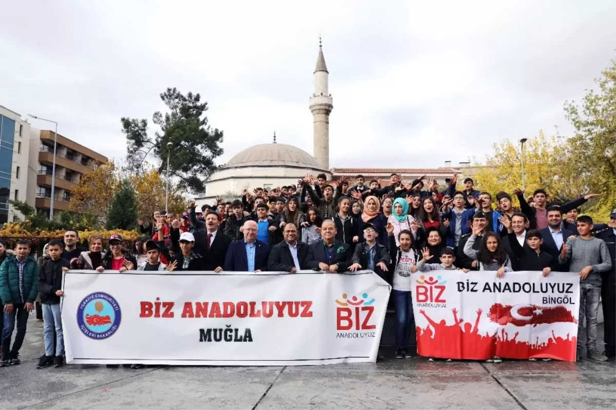 Bingöllü Öğrenciler Menteşe\'yi Gezdi