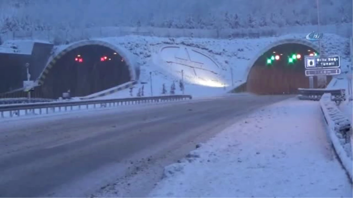 Bolu\'da Yoğun Kar Yağışı Başladı