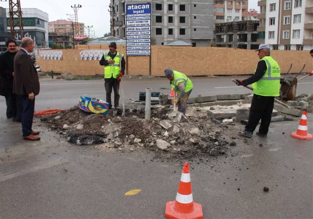 Büyükşehir Belediyesinden İki Yeni Kavşak