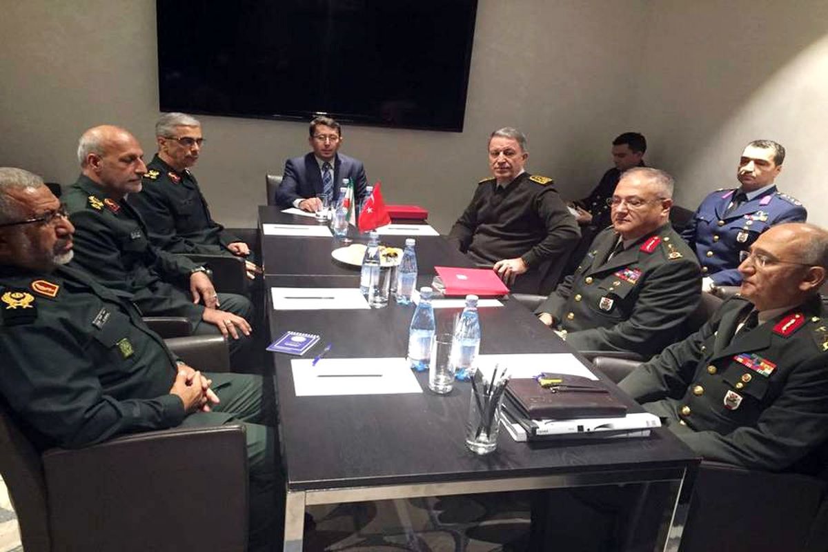 Genelkurmay Başkanı Akar, Soçi\'de Rusya ve İran Genelkurmay Başkanları ile Bir Araya Geldi